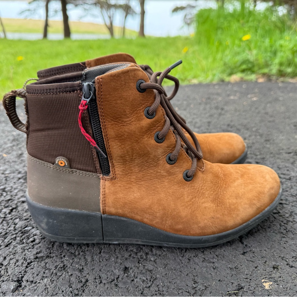Bogs Wedge Ankle Boots